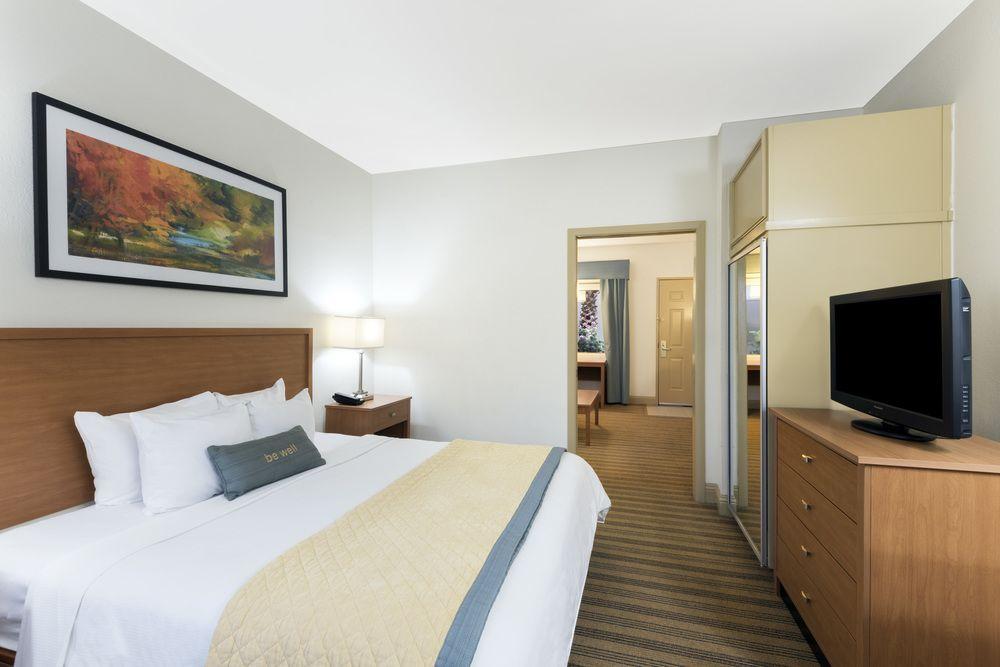Comfort Suites Baton Rouge South I-10 外观 照片