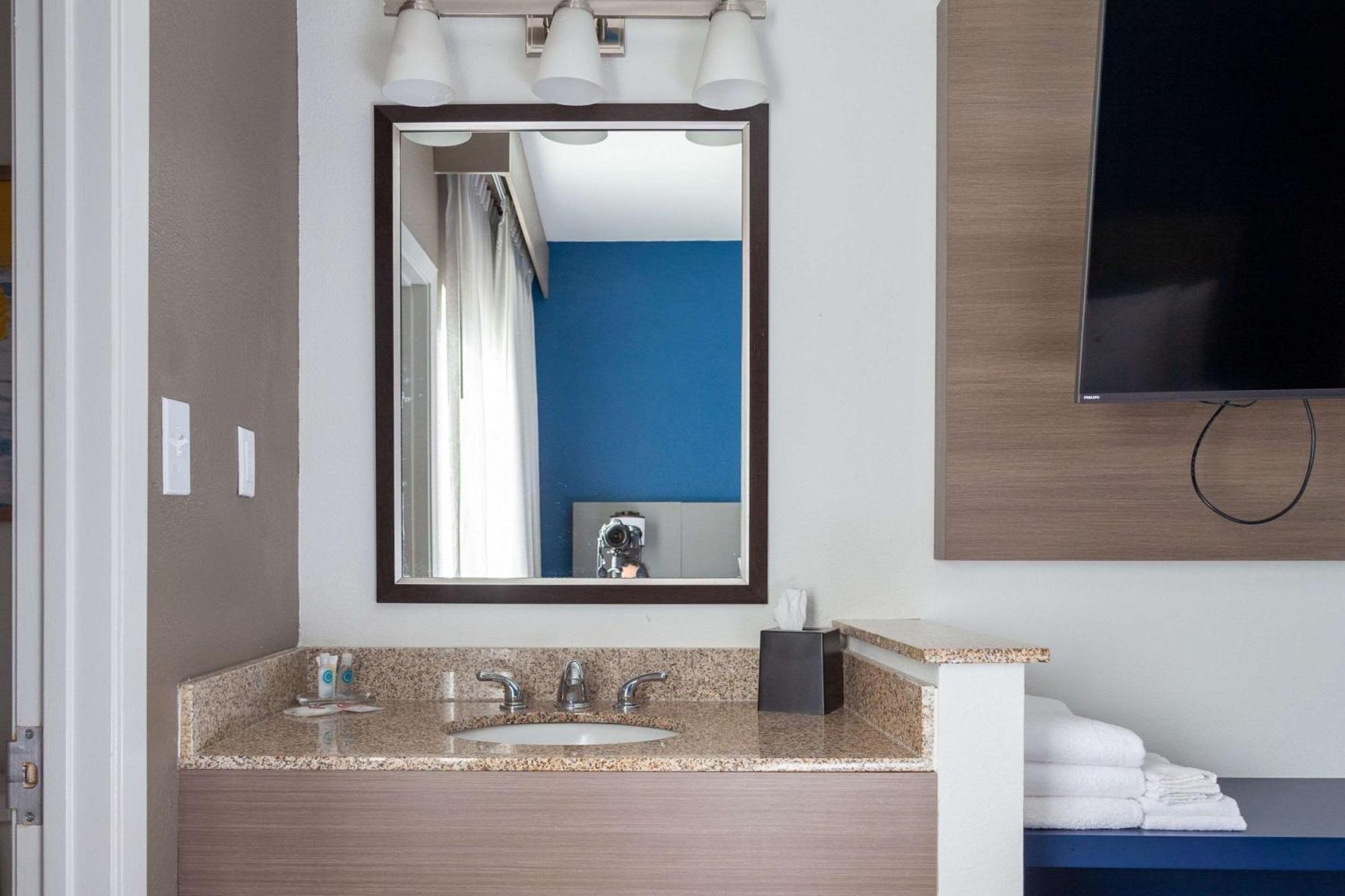 Comfort Suites Baton Rouge South I-10 外观 照片