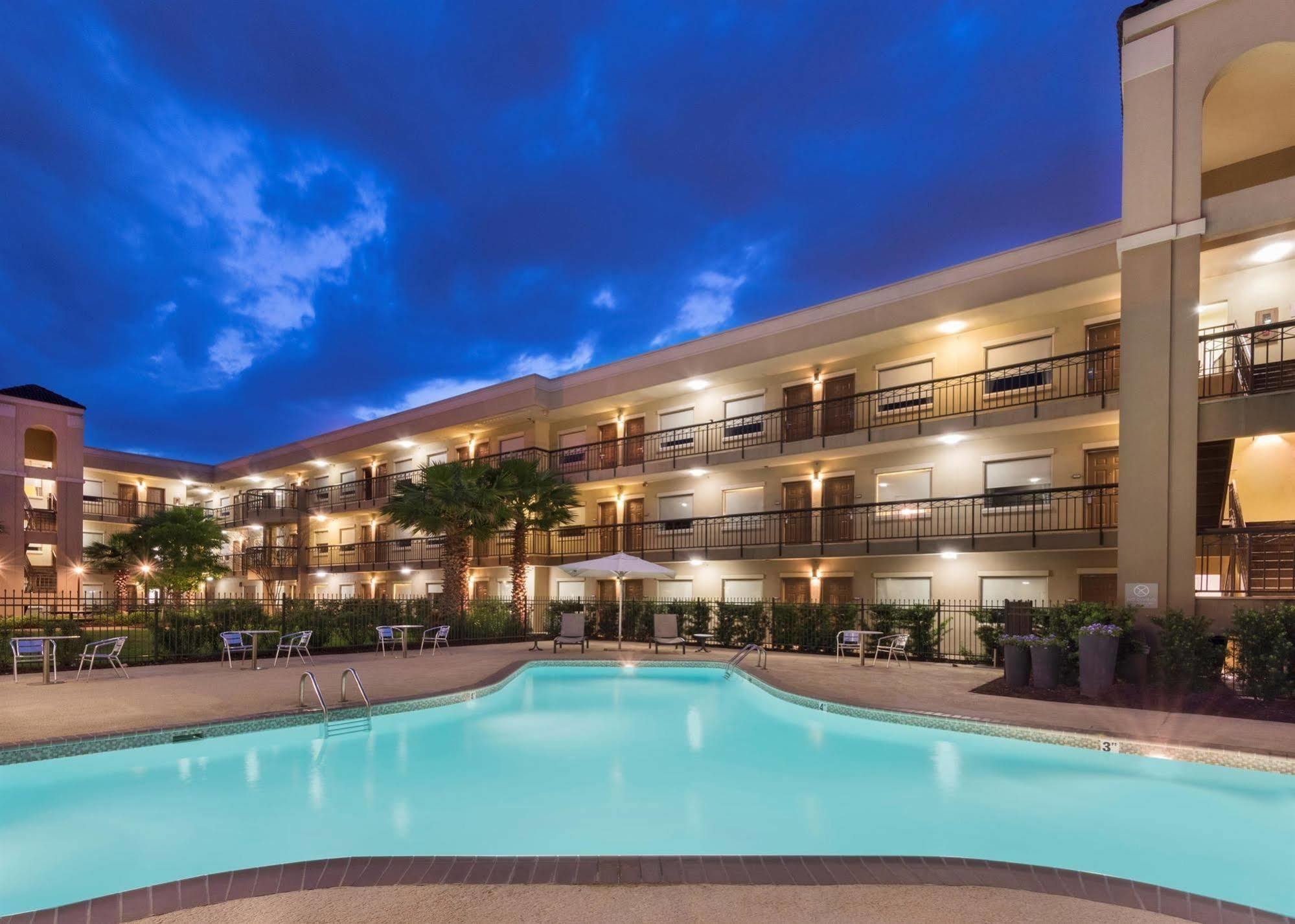 Comfort Suites Baton Rouge South I-10 外观 照片